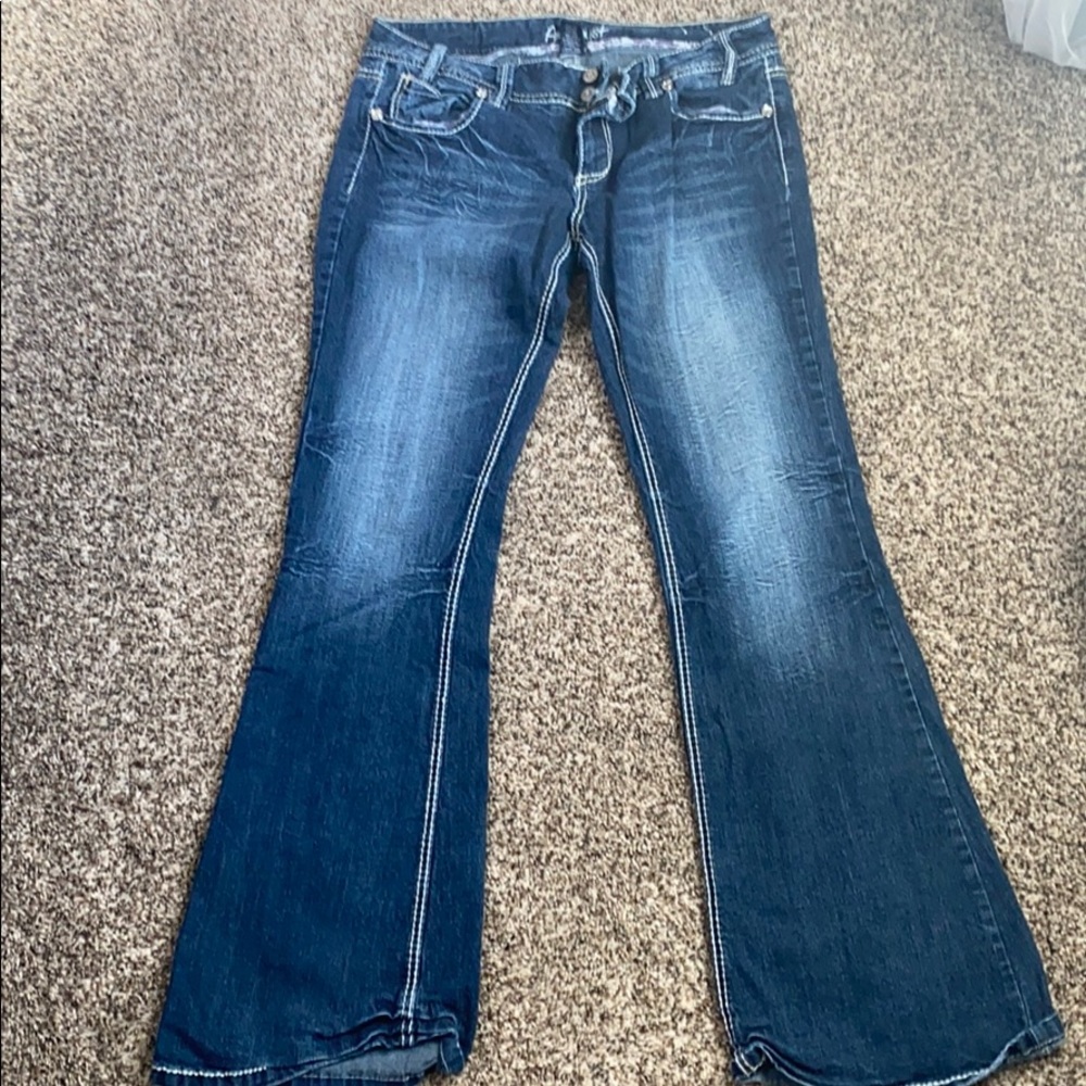 Perfect flare Jeans for fall!